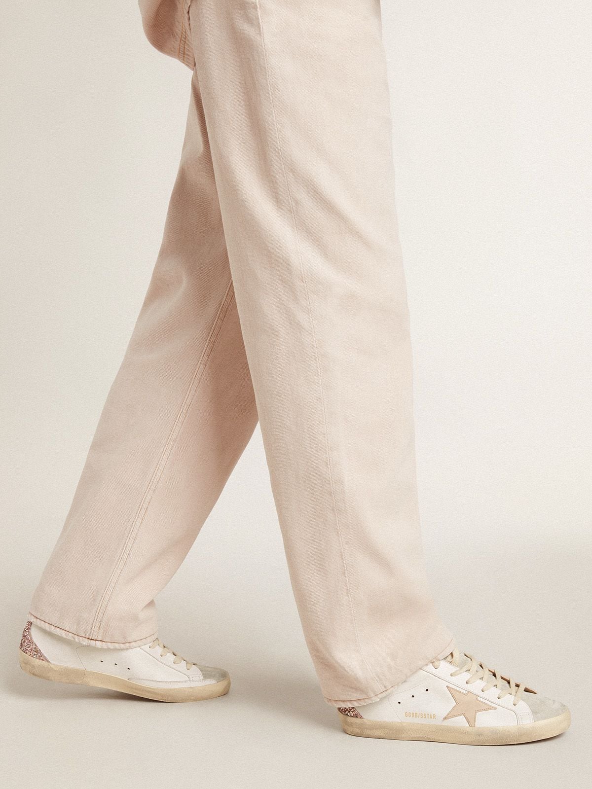 Wоmеn'ѕ Ѕuреr-Ѕtаr wіth nudе lеаthеr ѕtаr аnd gоld glіttеr hееl tаb